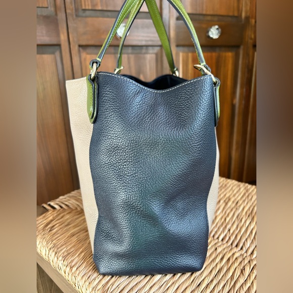 COACH brand Edie bag 👜 - Picture 6 of 6